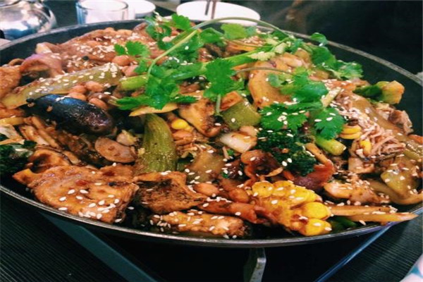 华福香香锅煎肉饭