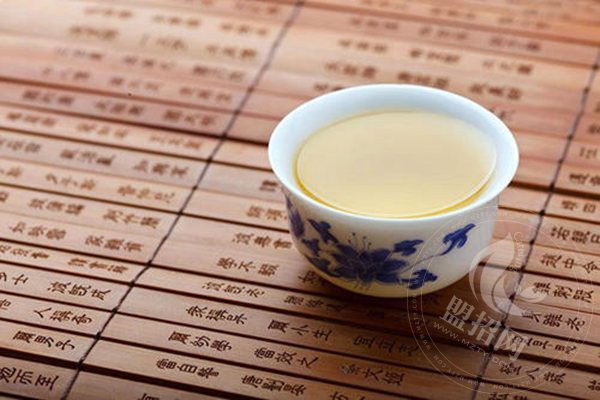 黄振龙凉茶加盟条件