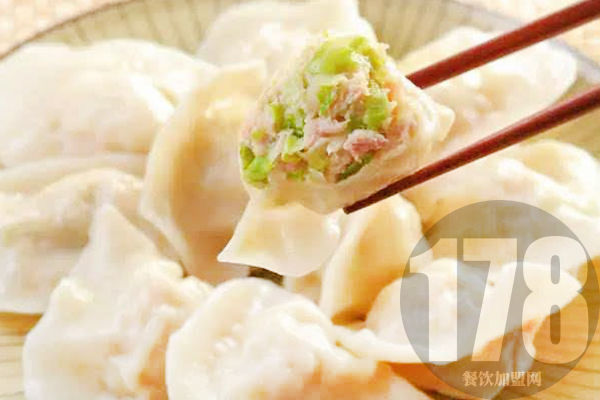 博山饭店石蛤蟆水饺总部是哪里的